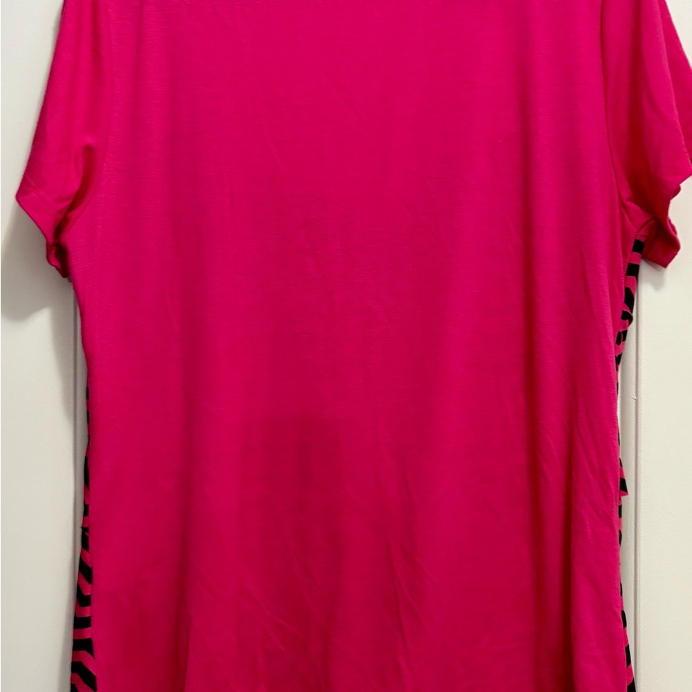 Pink Zigzag Patterned Women's Top - Picture 5 of 5